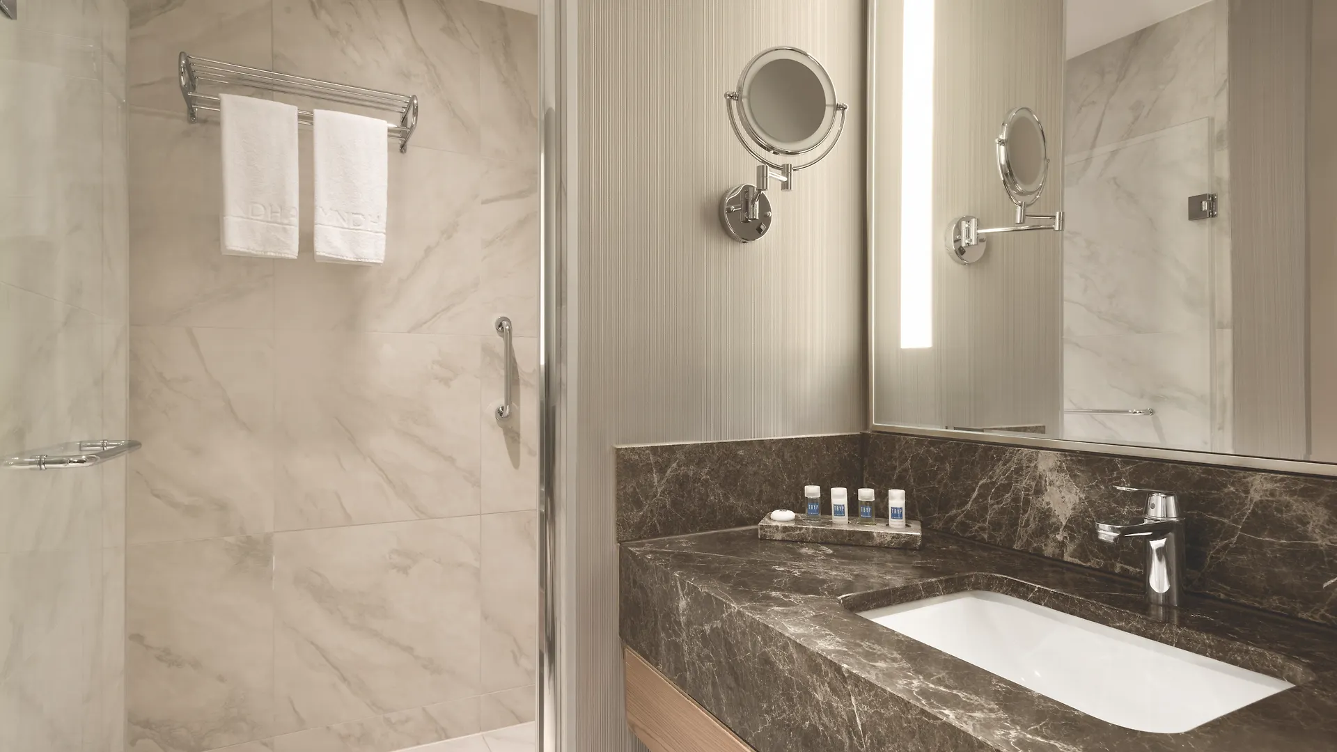 Hotel Tryp By Wyndham Istanbul Basin Ekspres