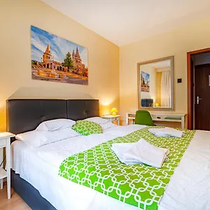 bobbio-hotel.inbudapesthotels.com/