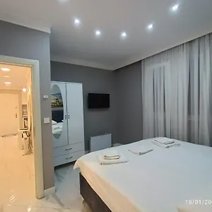 2* Hotel Little Palace Blue